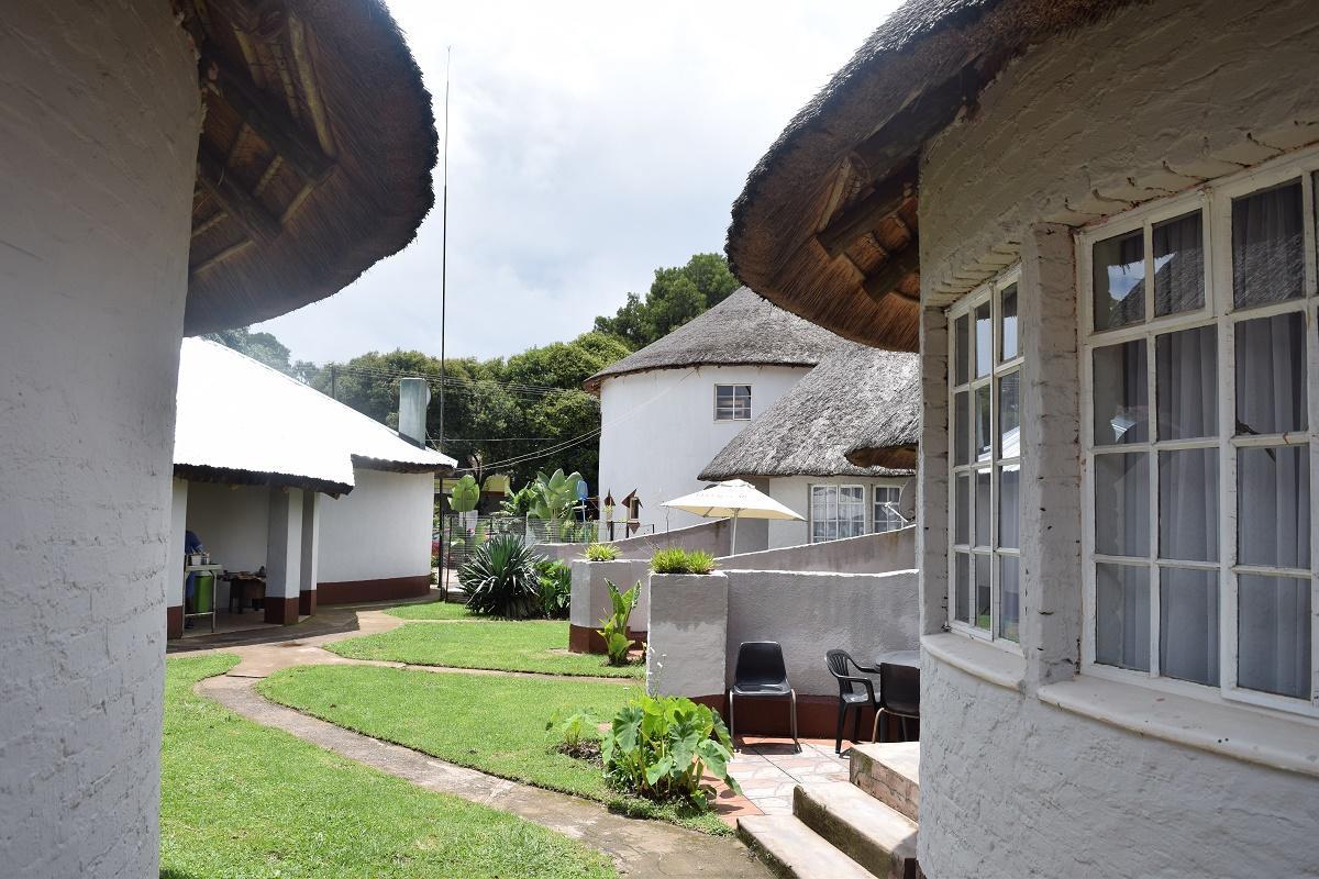Sheri'S Lodge & Backpackers Graskop Exterior photo