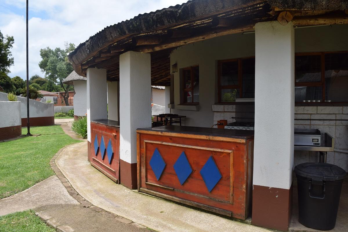 Sheri'S Lodge & Backpackers Graskop Exterior photo