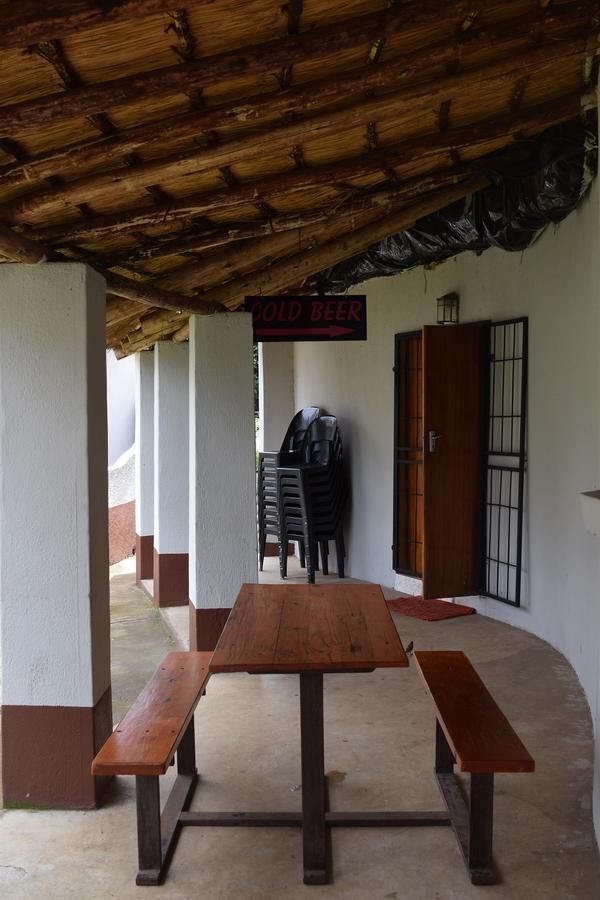 Sheri'S Lodge & Backpackers Graskop Exterior photo